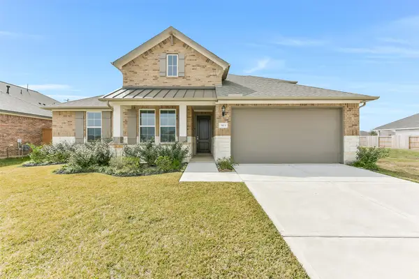 3113 Hidden Mist Drive, Texas City, TX 77568