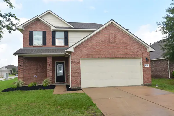 6718 Poplar Bend Lane, Dickinson, TX 77539