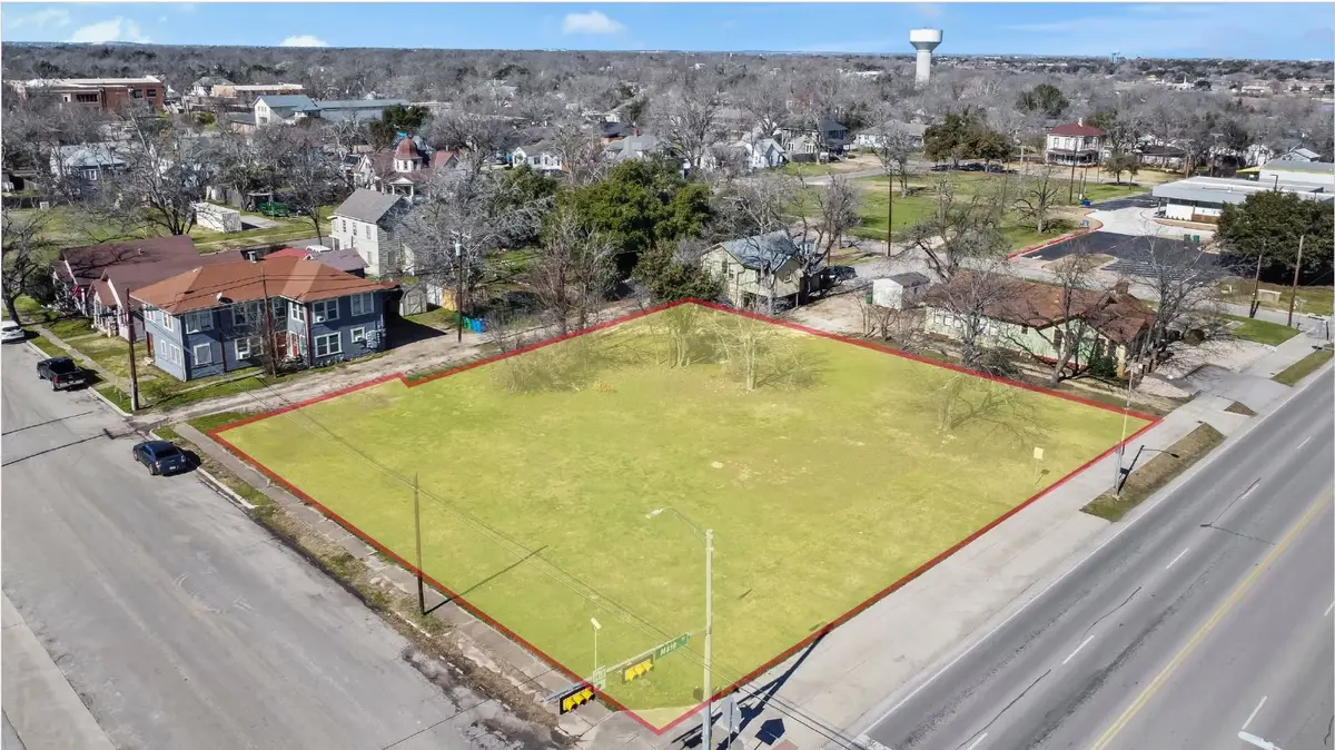 703 N Main Street, Taylor, TX 76574 - #1