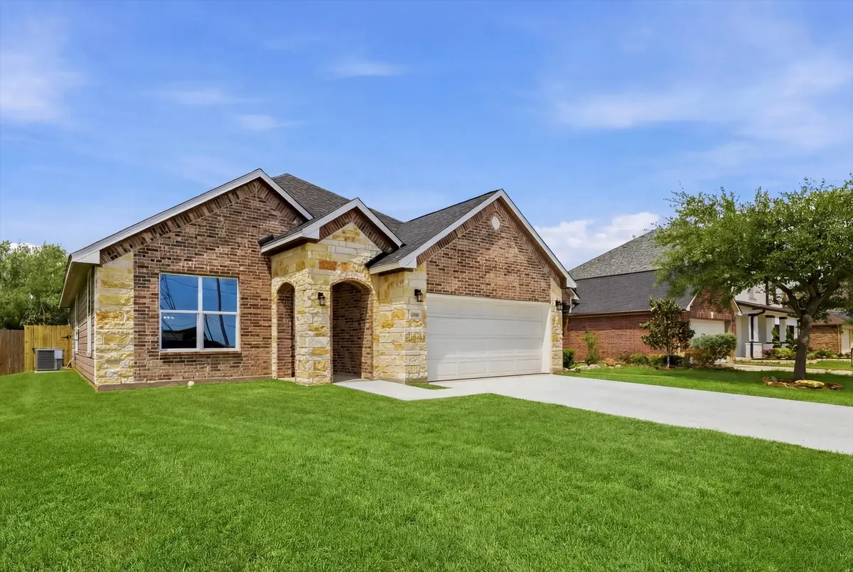 5014 E Meadow Drive, Deer Park, TX 77536 - #1