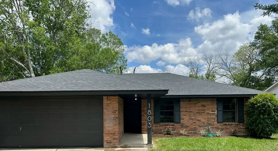 1803 S Park Street, Brenham, TX 77833 - #2