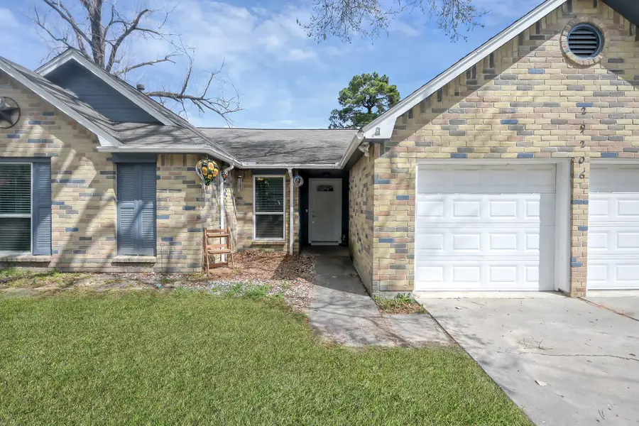 29206 Stapleford St, Spring, TX 77386 - #2