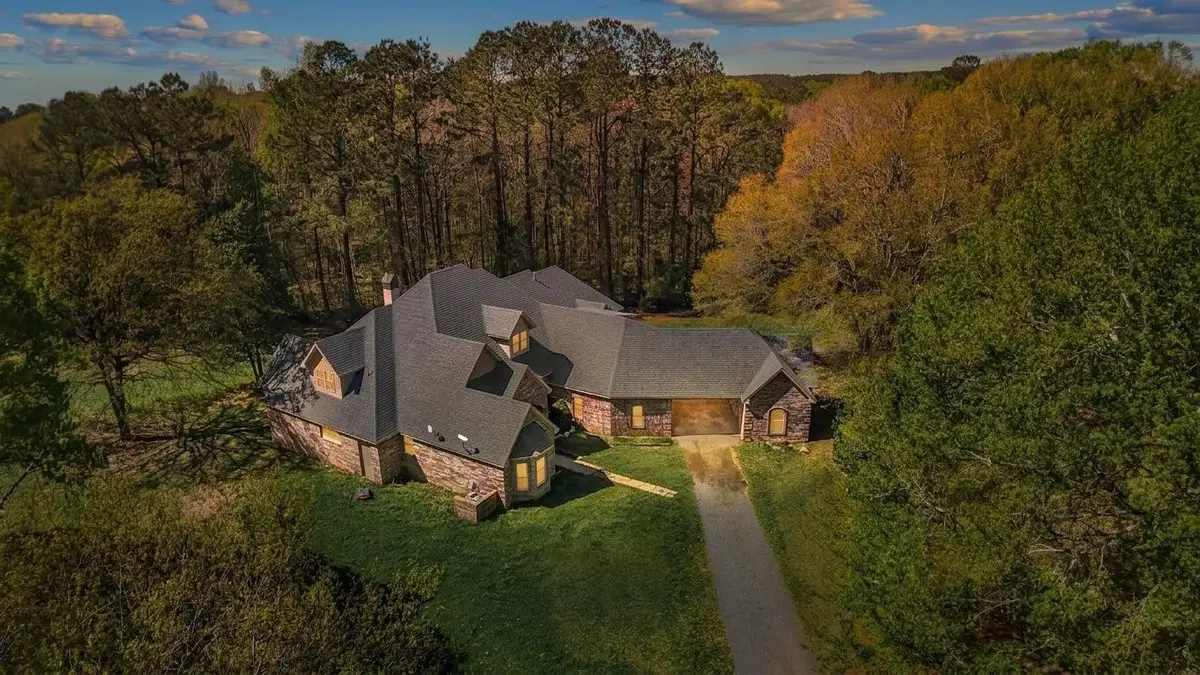 4720 State Highway 21 E, Hemphill, TX 75948 - #1