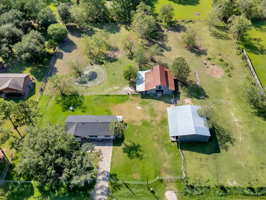 7230 Avenue L, Santa Fe, TX 77510 - #2