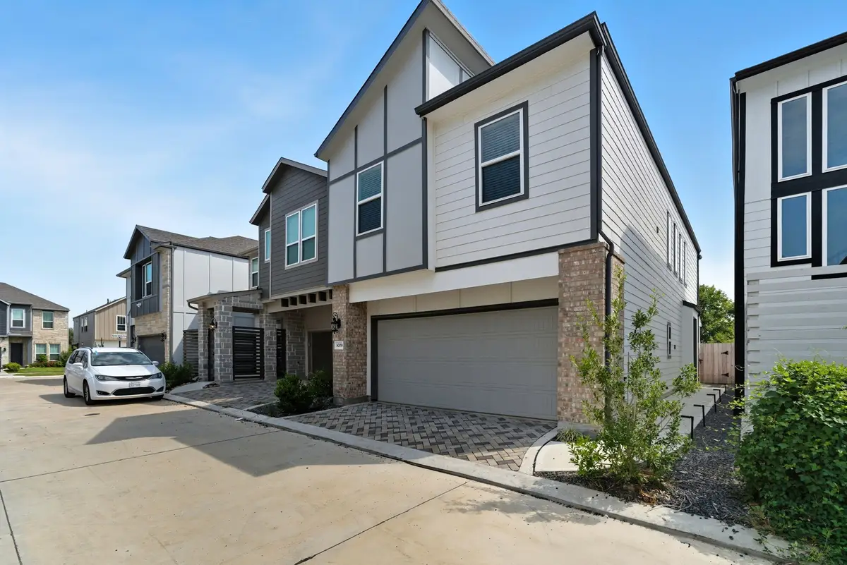 3009 Skyrock Drive, Houston, TX 77063 - Image #1