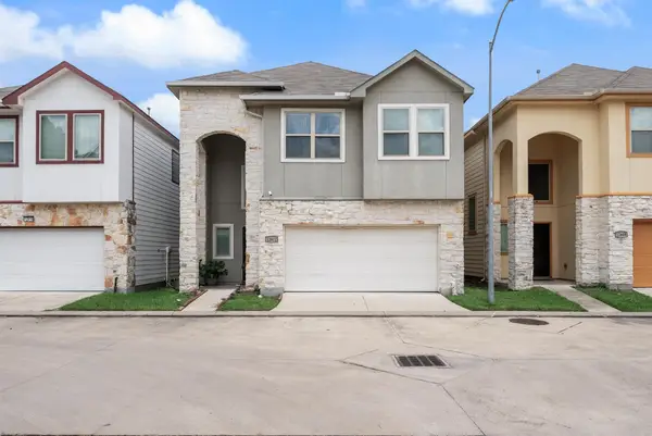 12612 Ashford Shadow Drive, Houston, TX 77072