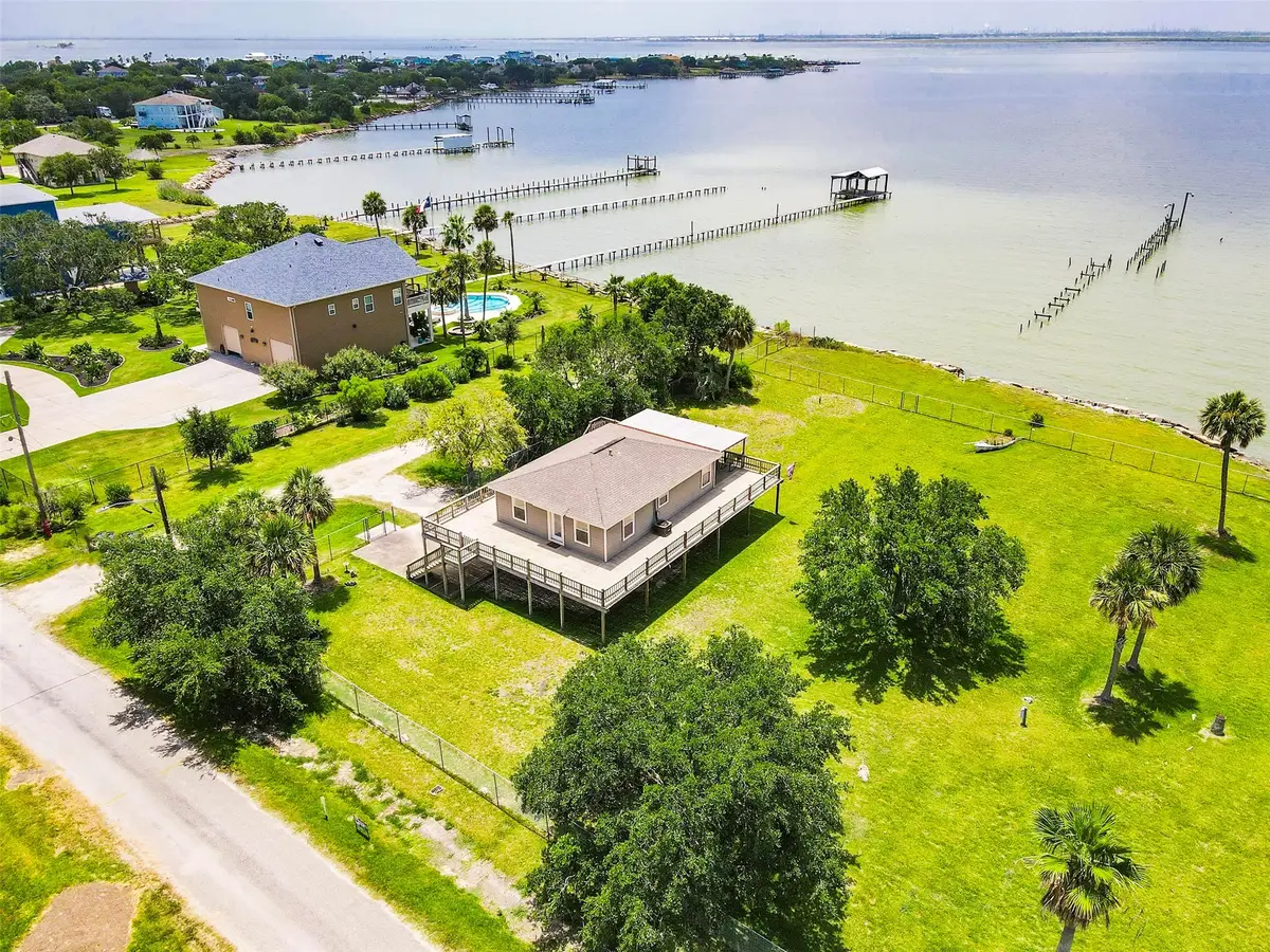 1102 15th Street, San Leon, TX 77539 - Image #1