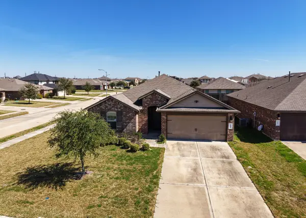3003 Dripping Springs Court, Katy, TX 77494