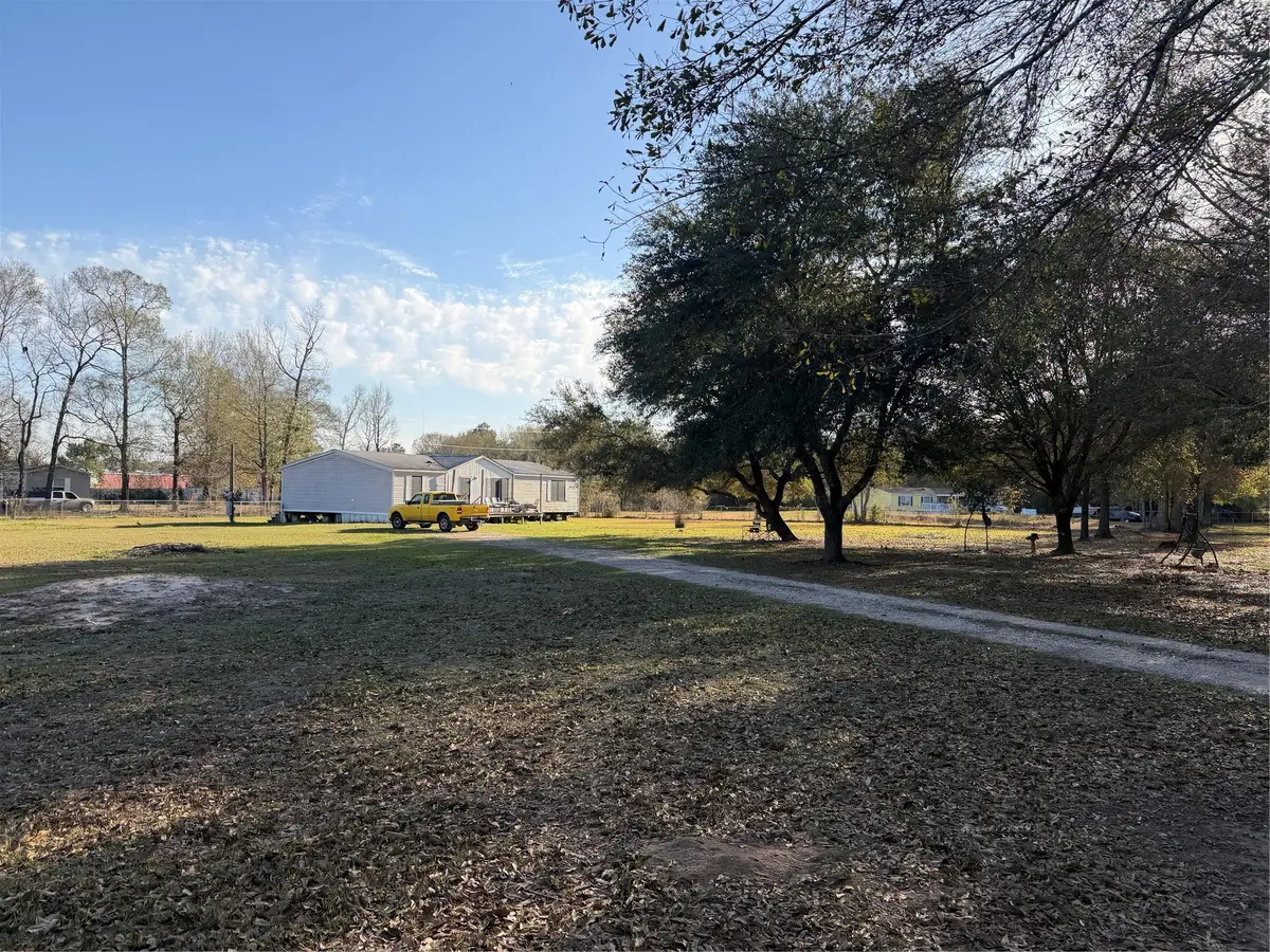 353 County Road 381, Cleveland, TX 77328 - Image #1