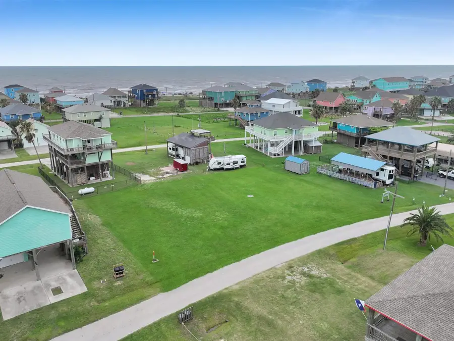 1966 Avenue G, Crystal Beach, TX 77650 - #3