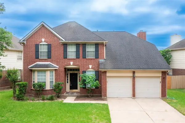 219 Birch Hill Drive, Sugar Land, TX 77479