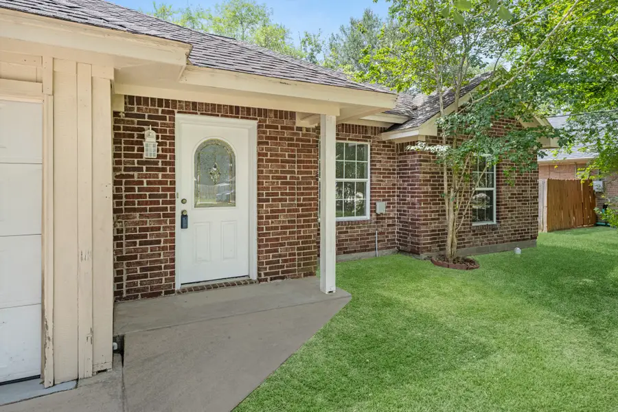 1002 Shell Avenue, Cleveland, TX 77327 - #3