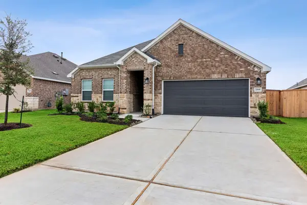 22648 Hackberry Leaf Drive, New Caney, TX 77357