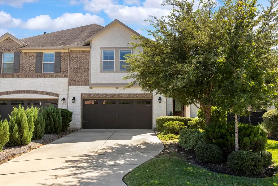 10 Heirloom Garden Place, The Woodlands, TX 77354 - Image #2