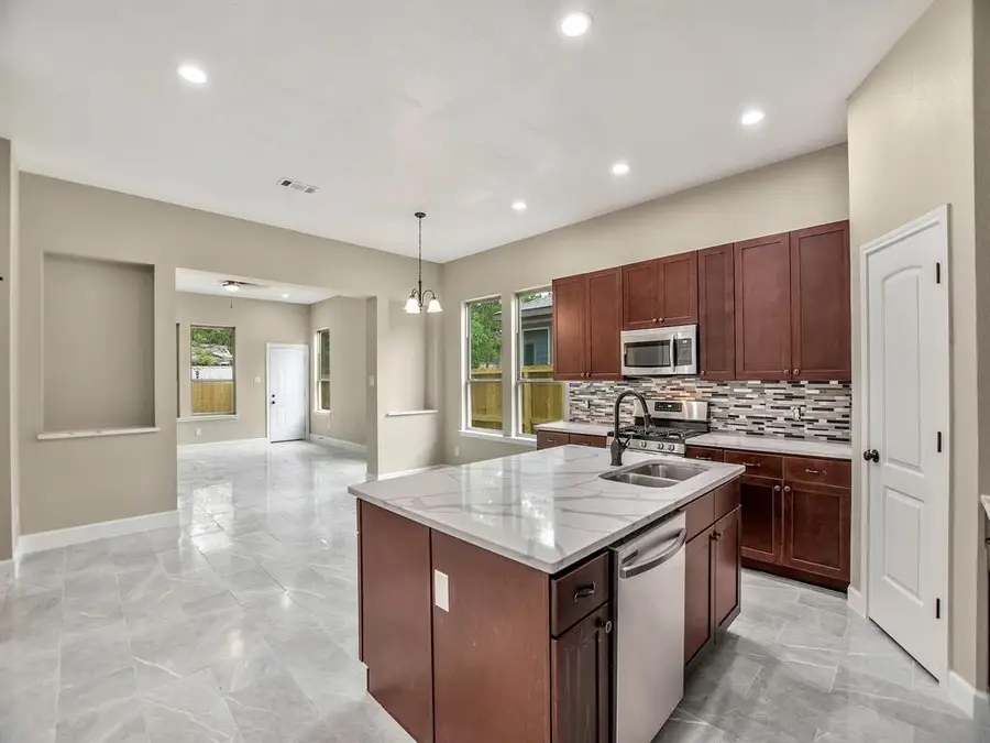 9338 Nyssa Street, Houston, TX 77078 - #2