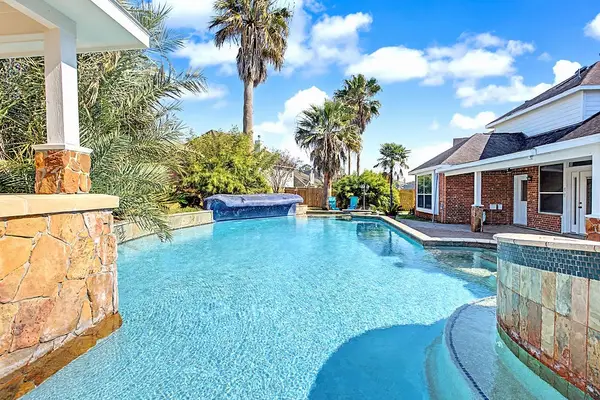 14217 Spring Knoll Lane, Rosharon, TX 77583