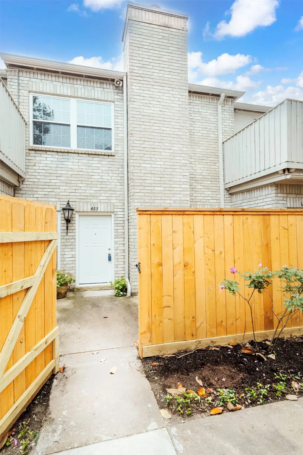 3800 Tanglewilde Street #607, Houston, TX 77063 - Image #1