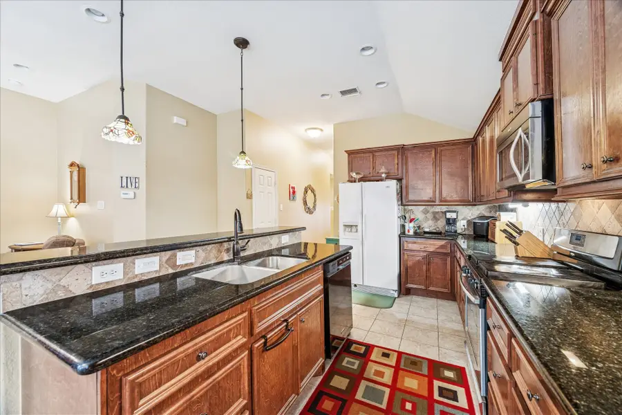 115 Harbour Town Circle, Conroe, TX 77356 - #3