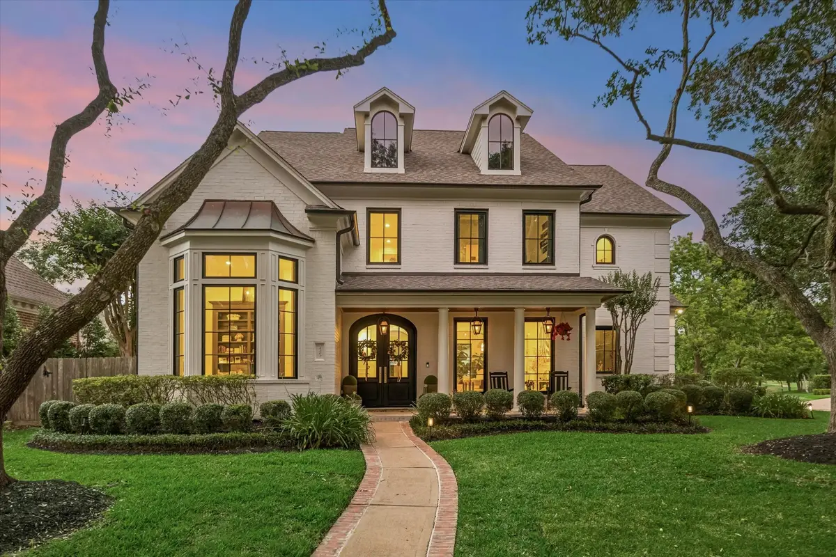 3202 Oakmont Drive, Sugar Land, TX 77479 - #1