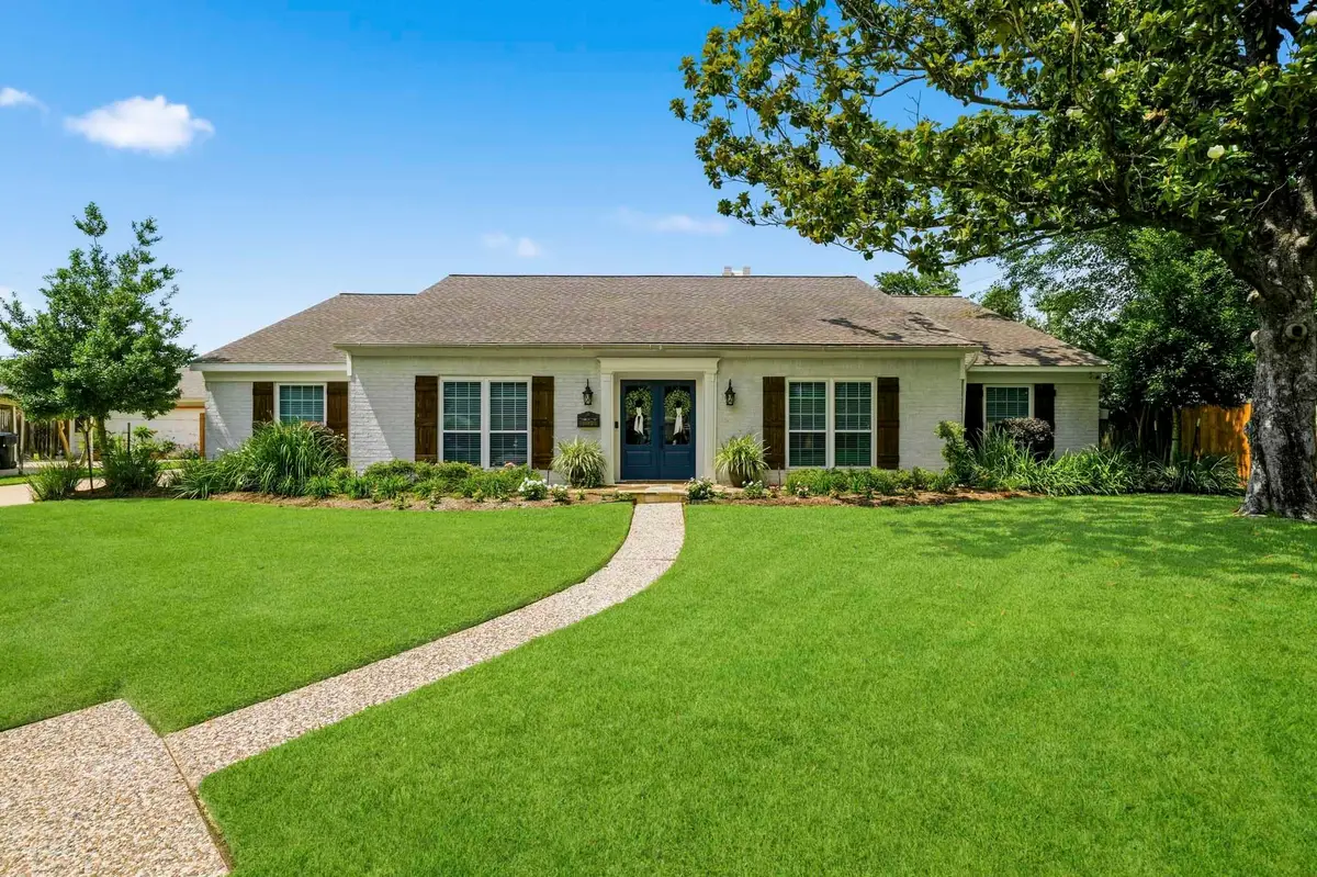 10002 Springwood Forest Drive, Houston, TX 77080 - #1