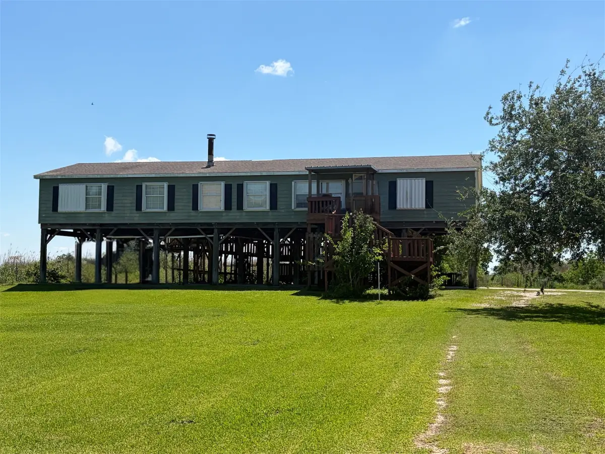 5440 Mechanic Street, Sabine Pass, TX 77655 - #1