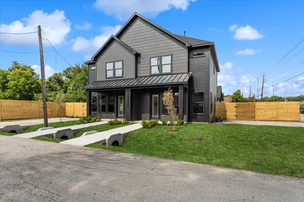 7313 Tippett Street #A/B, Houston, TX 77088