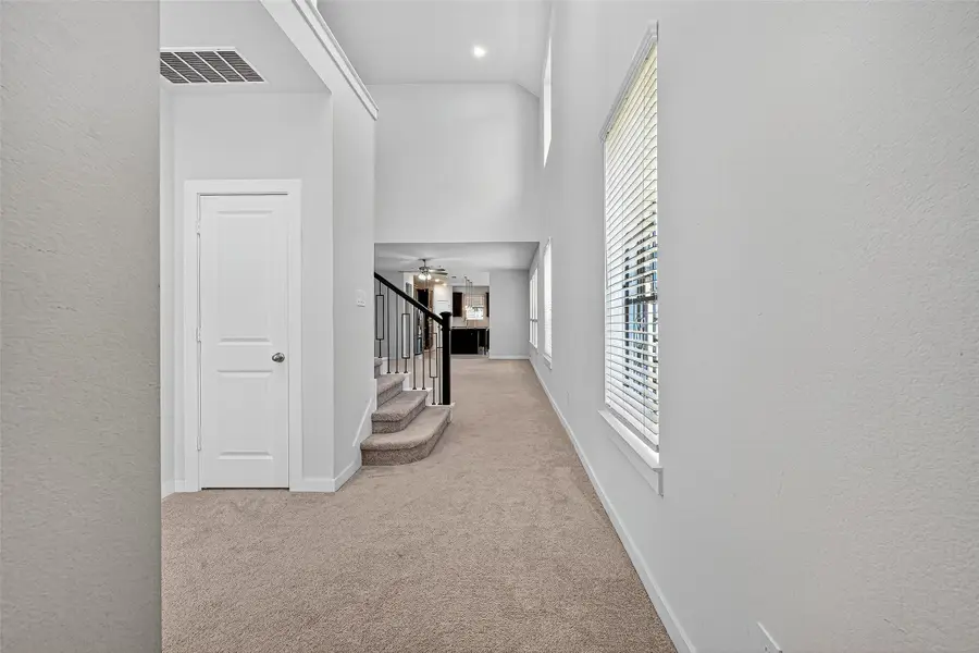 5018 Chestnut Orchard Drive, Houston, TX 77066 - Image #3