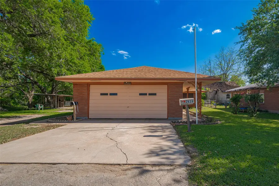 2828 Duberry Street, Bay City, TX 77414 - Image #3