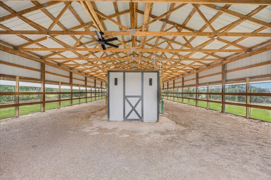 6618 Stokes Road, Bellville, TX 77418 - Image #2