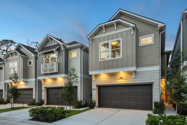 808 Glowing Dawn Drive, Houston, TX 77018