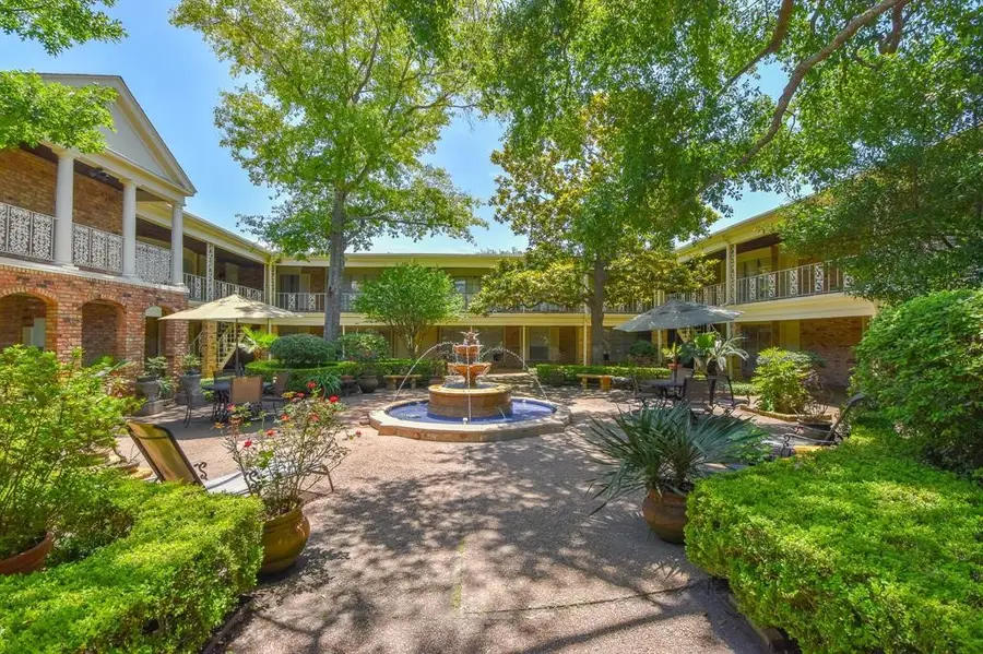 2727 Briarhurst Drive #25, Houston, TX 77057 - Image #2