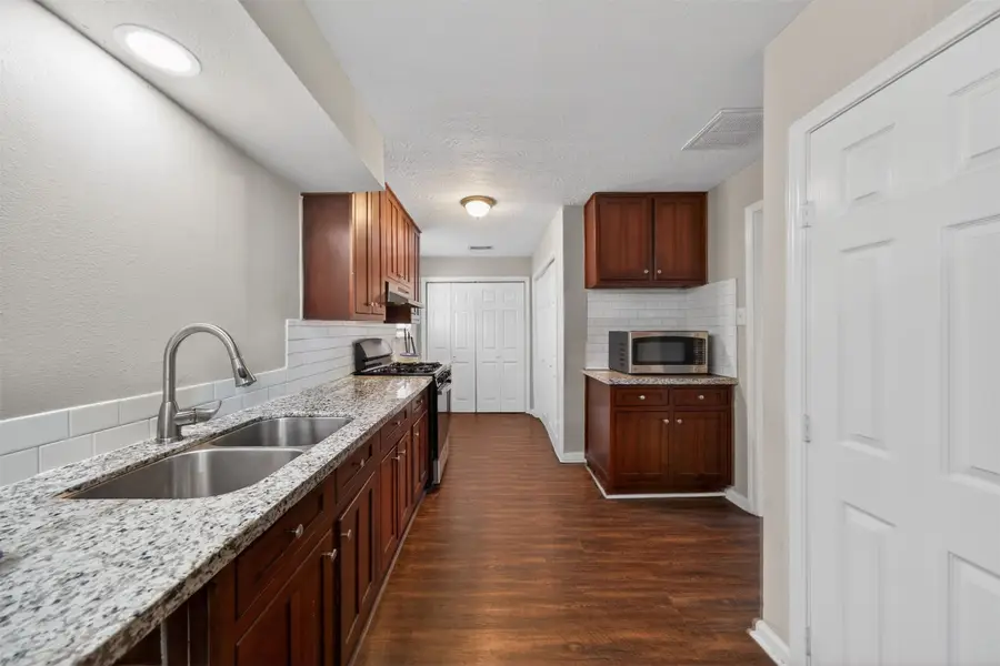 1107 Christine Street, Houston, TX 77017 - #2
