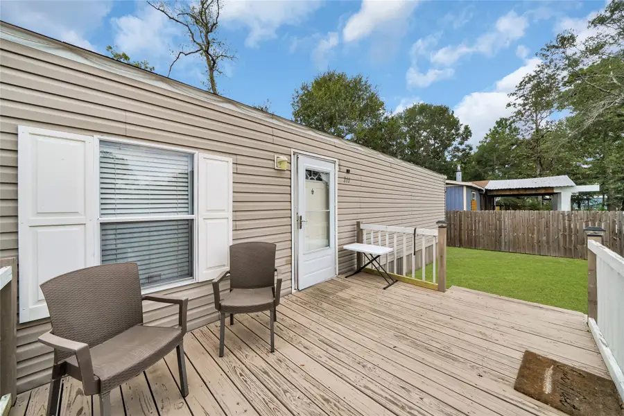 211 Crockett Trace Drive, Conroe, TX 77303 - Image #2