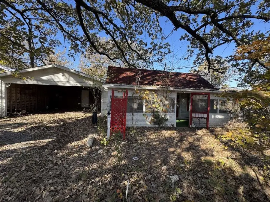 108 N Branch Street, Bells, TX 75414 - Image #2
