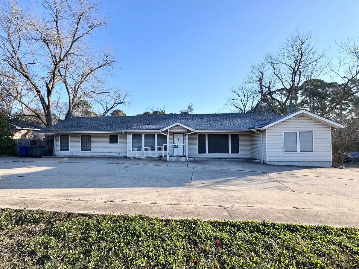 52 State Highway 75 N, Huntsville, TX 77320 - #1