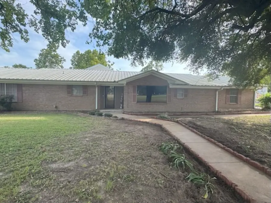 416 West Divison, Jewett, TX 75846-0644 - Image #3