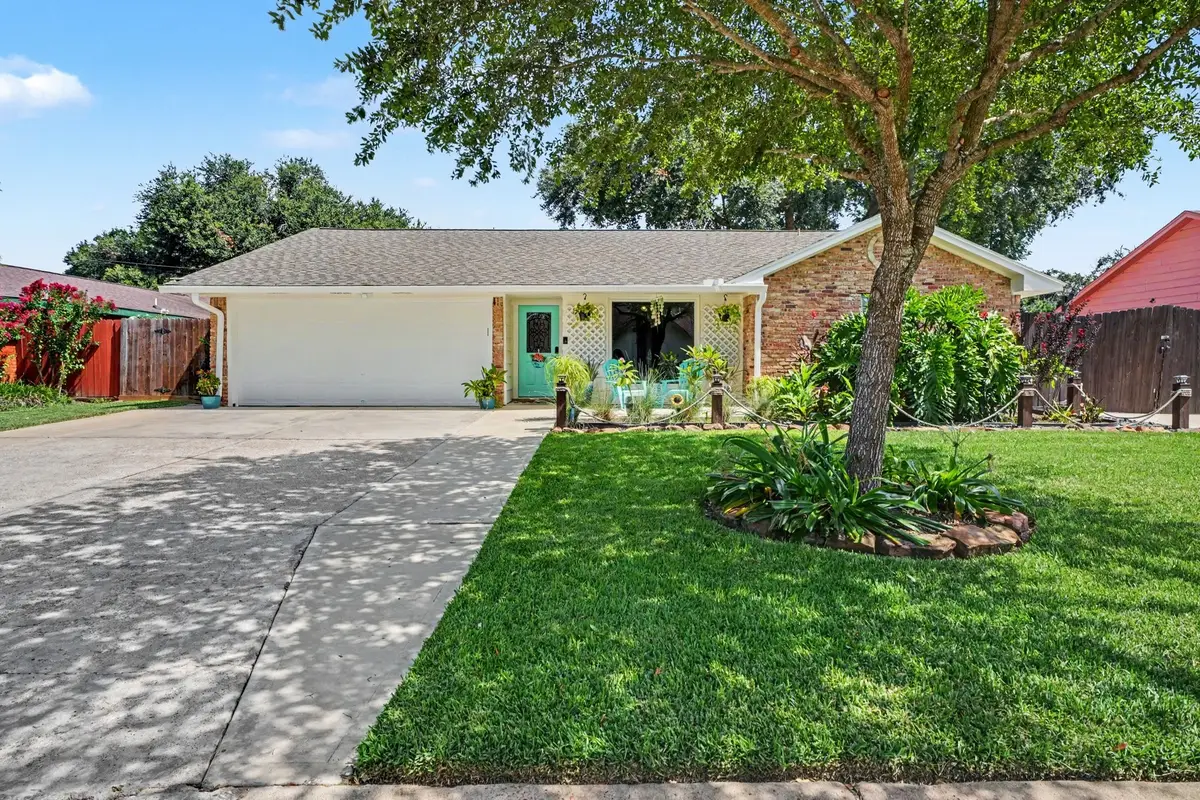 5003 Meadow Lark Lane, Dickinson, TX 77539 - #1