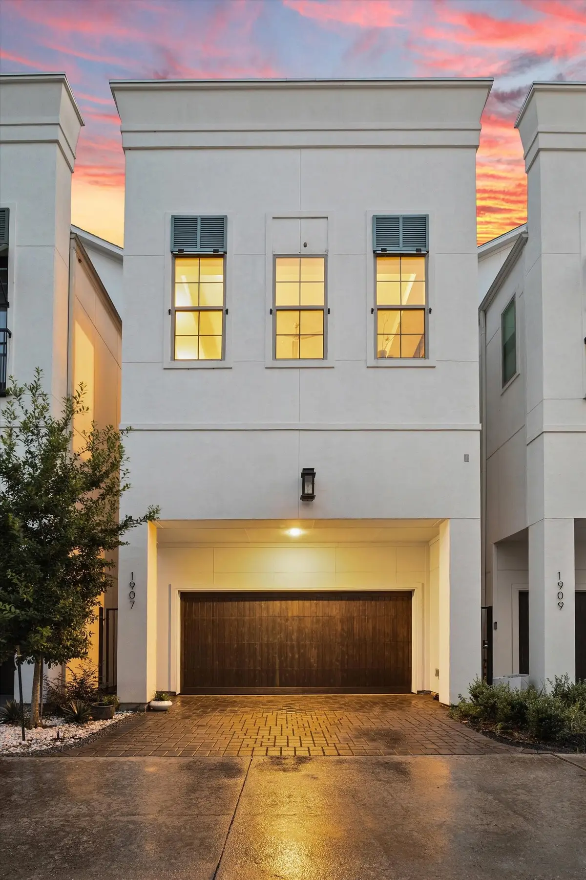 1907 W 25th Street, Houston, TX 77008 - #1