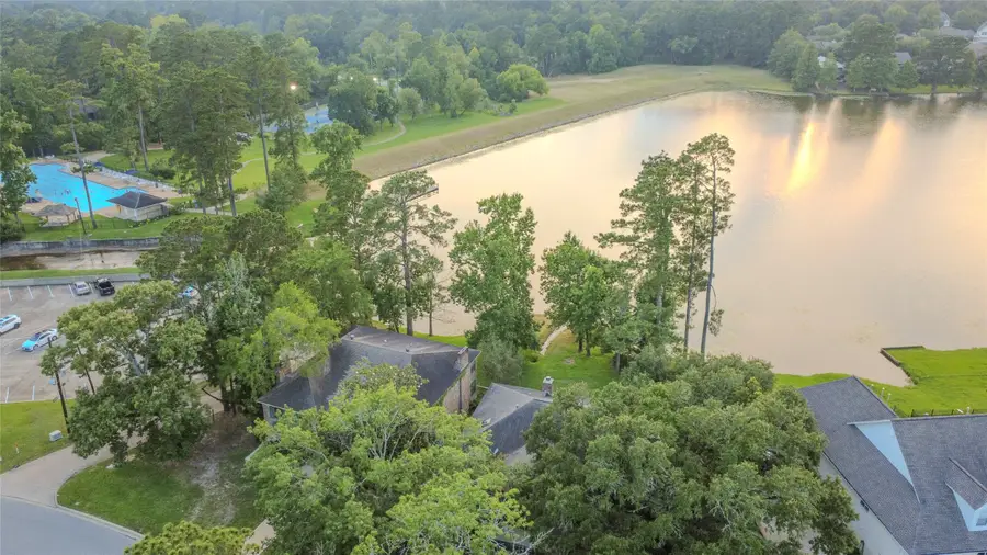 1630 Green Briar Drive, Huntsville, TX 77340 - #2