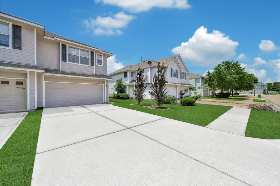 483 Folk Crest Lane, Dickinson, TX 77539 - #2