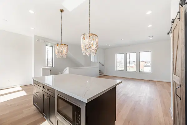 2318 Mills Street, Houston, TX 77026