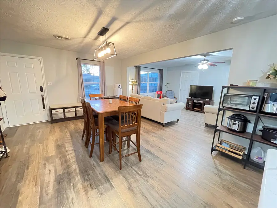 808 Dumas Drive, Bryan, TX 77803 - #2