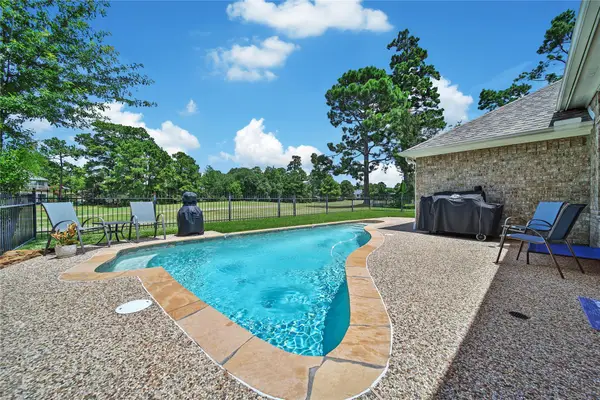 18510 Bluewater Cove Drive, Humble, TX 77346