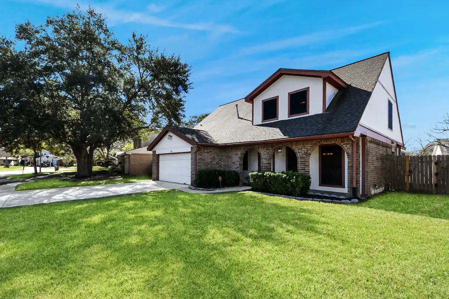 3234 Pebble Lake Drive, Sugar Land, TX 77479 - Image #3