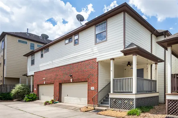 1430 W 24th Street, Houston, TX 77008