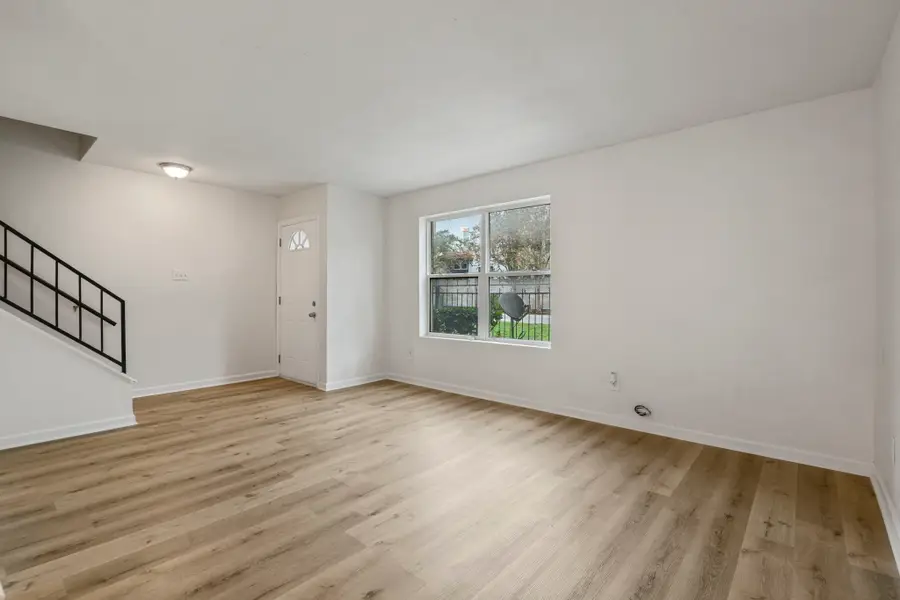 1701 Upland Drive #114, Houston, TX 77043 - #3