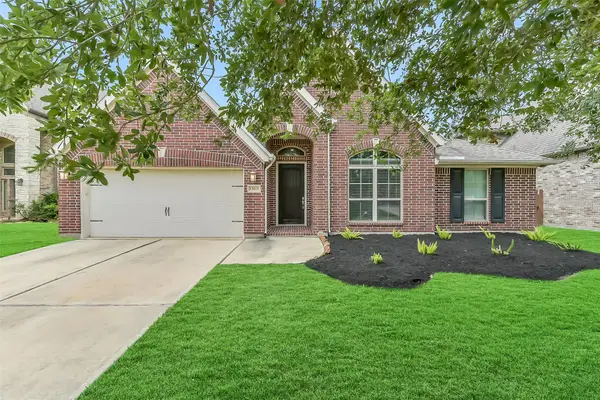 13611 Mystic Park Court, Pearland, TX 77584