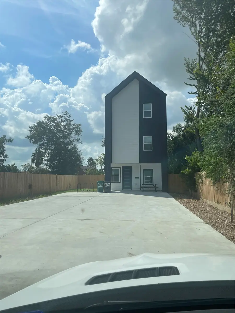 3713 Farmer Street, Houston, TX 77020 - #3