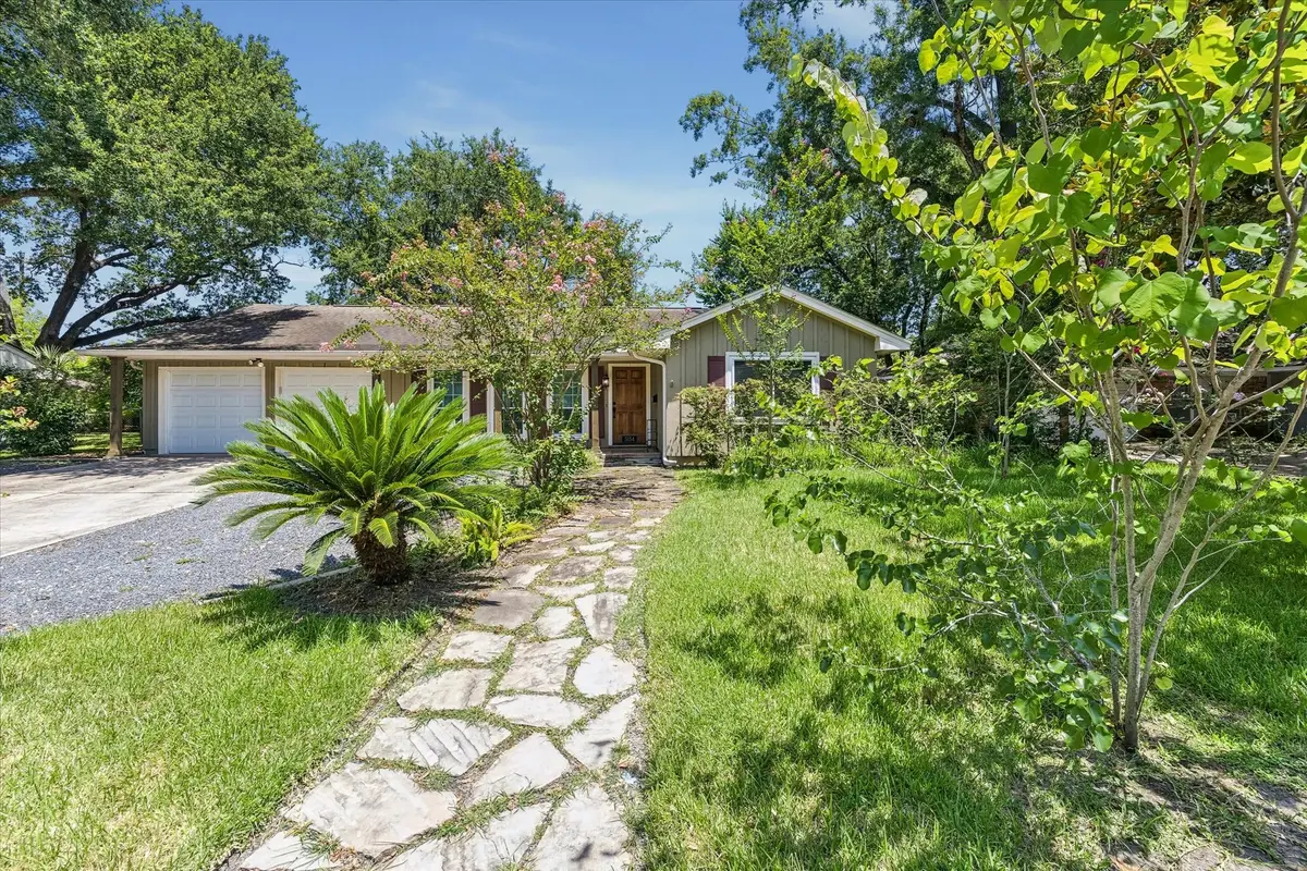 5154 Beechnut St, Houston, TX 77096 - #1