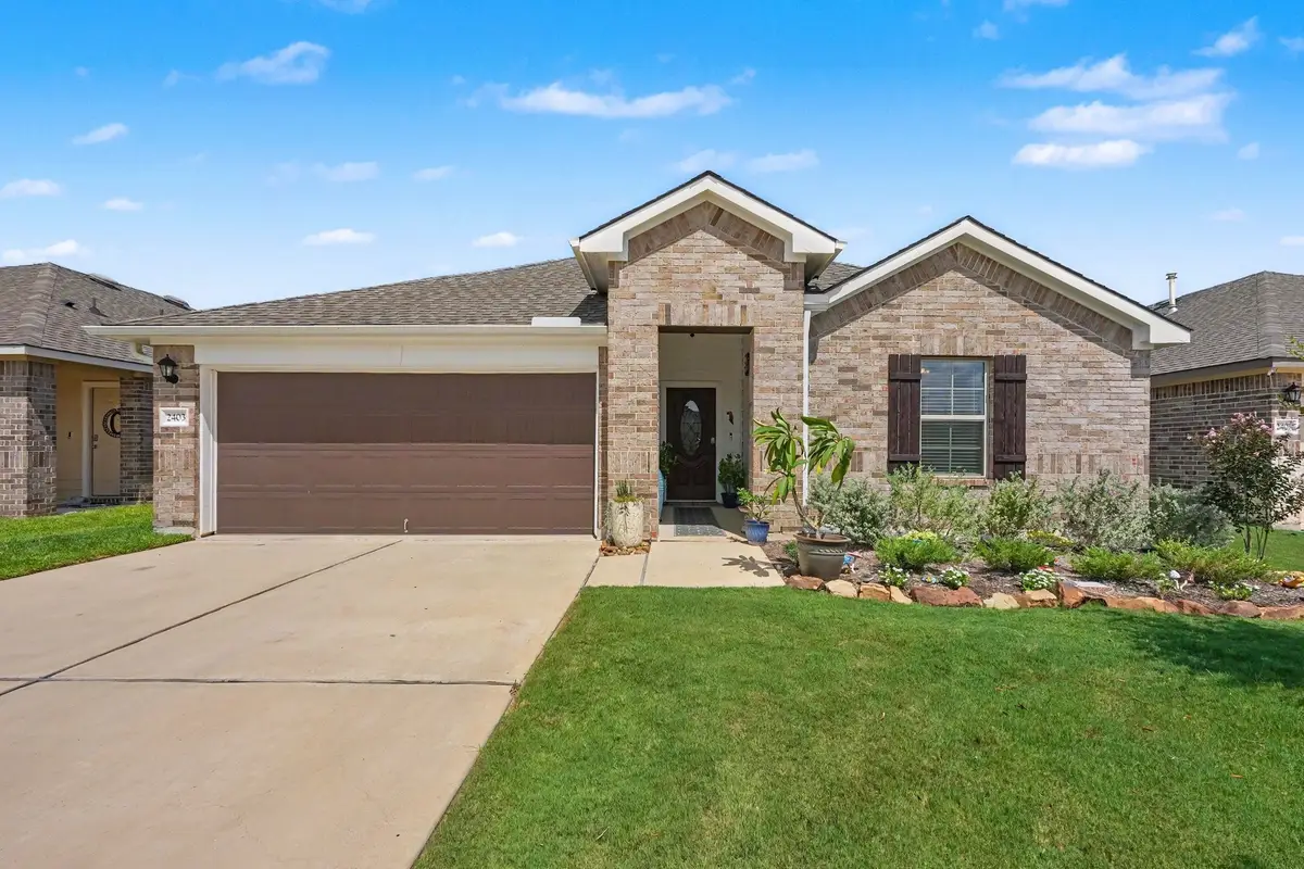 2403 Divot Lane, Navasota, TX 77868 - #1